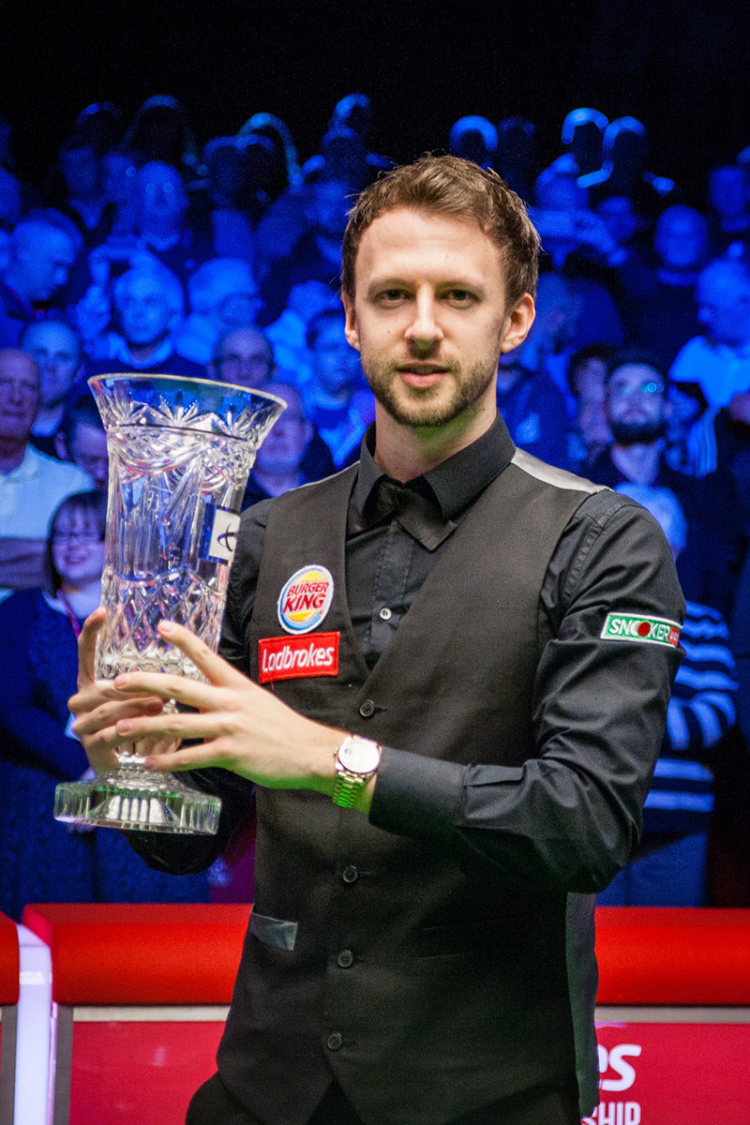 judd trump with trophy