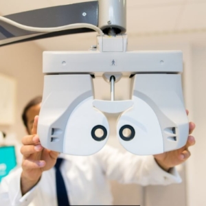 lens replacement risk