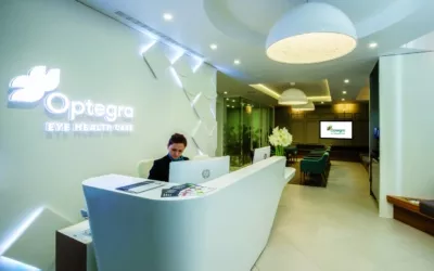 Optegra reception desk