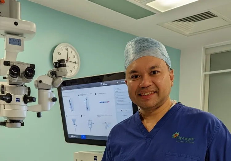 Optegra surgeon in a suite