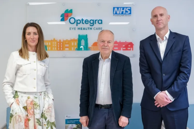 Clive Betts MP visiting the new Optegra Eye Clinic in his Sheffield constituency